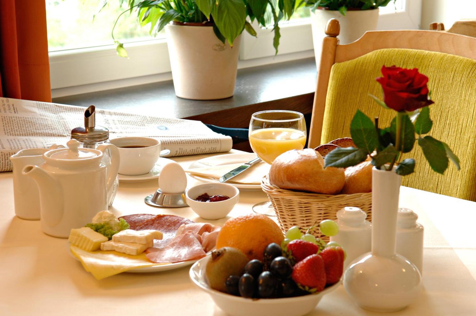 Moselstern Parkhotel Kraehennest Lof Bagian luar foto