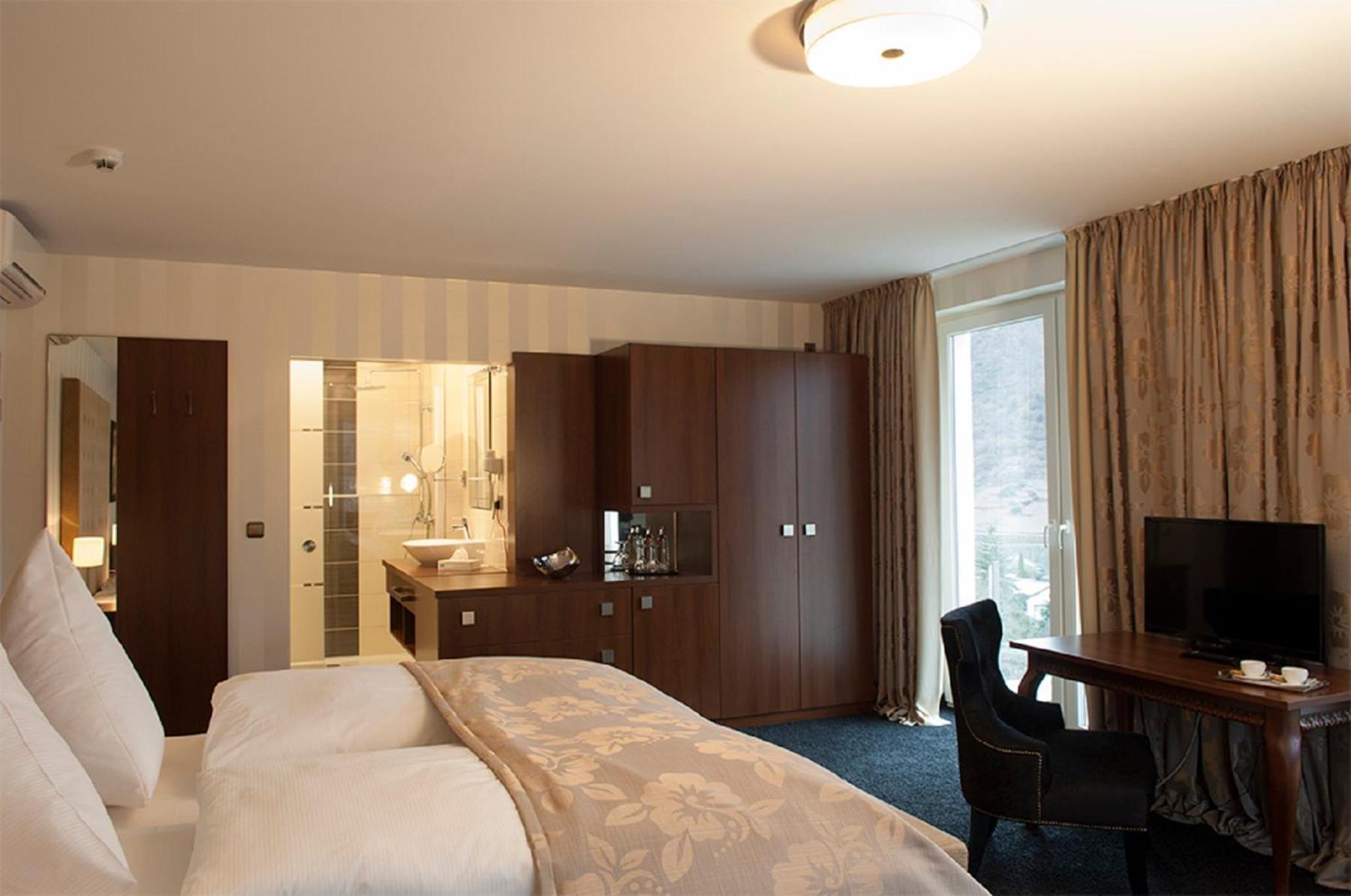 Moselstern Parkhotel Kraehennest Lof Ruang foto